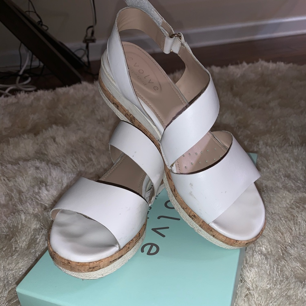 Sandals - Picture 2 of 3